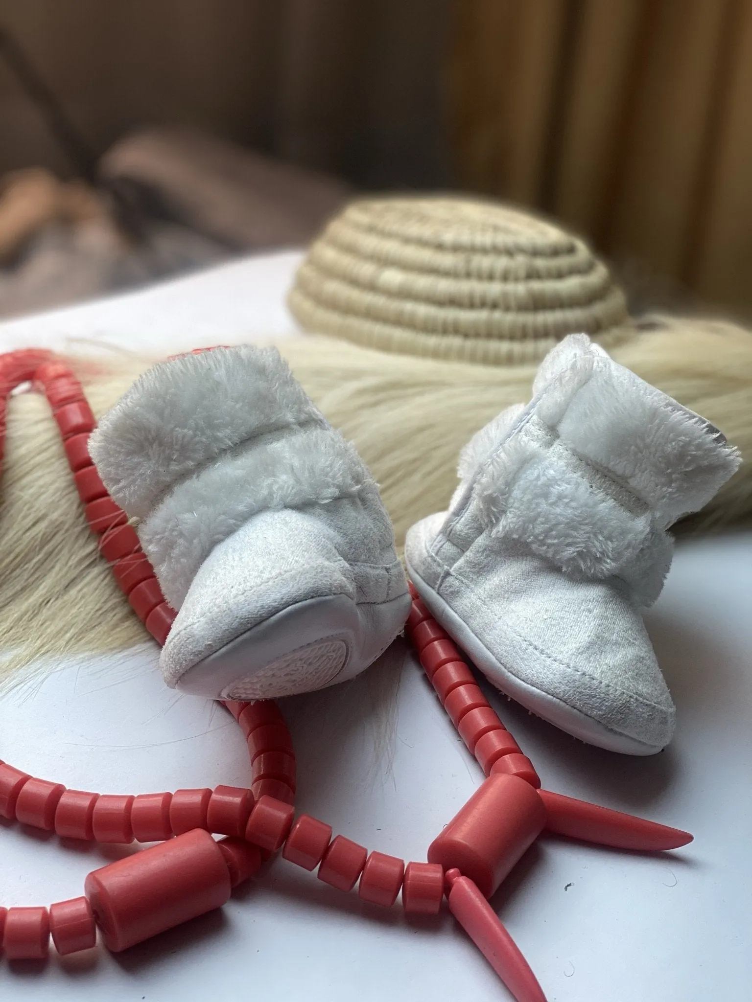 Baby soft booties White or Pink - 6 months size 1 baby