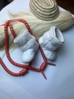 Baby soft booties White or Pink - 6 months size 1 baby