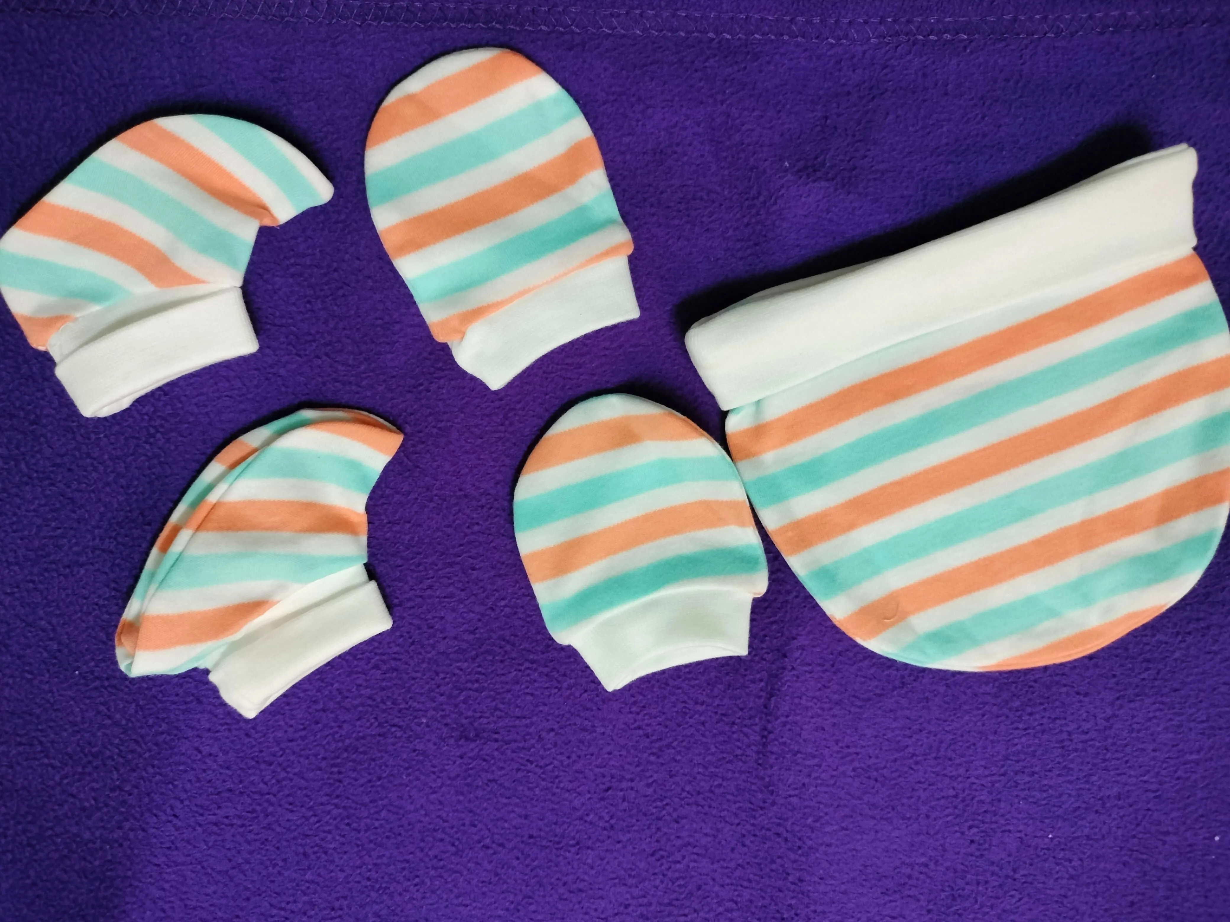 BABYHUG Packs of Cap, Pair of socks, Glouse