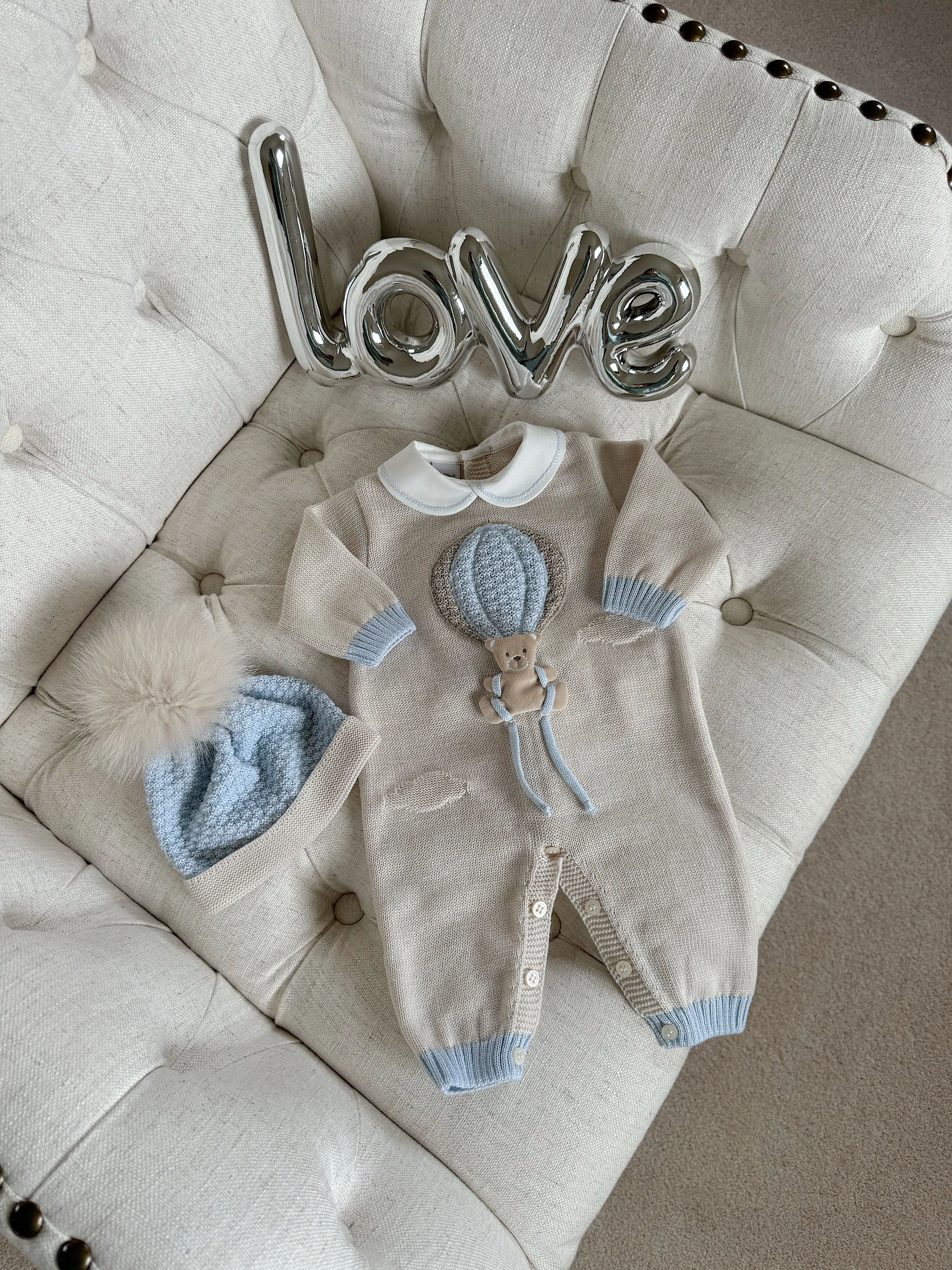 Beautiful knitted Merino Wool Cream/Blue Baby Romper with Bear/Air Ballon details.