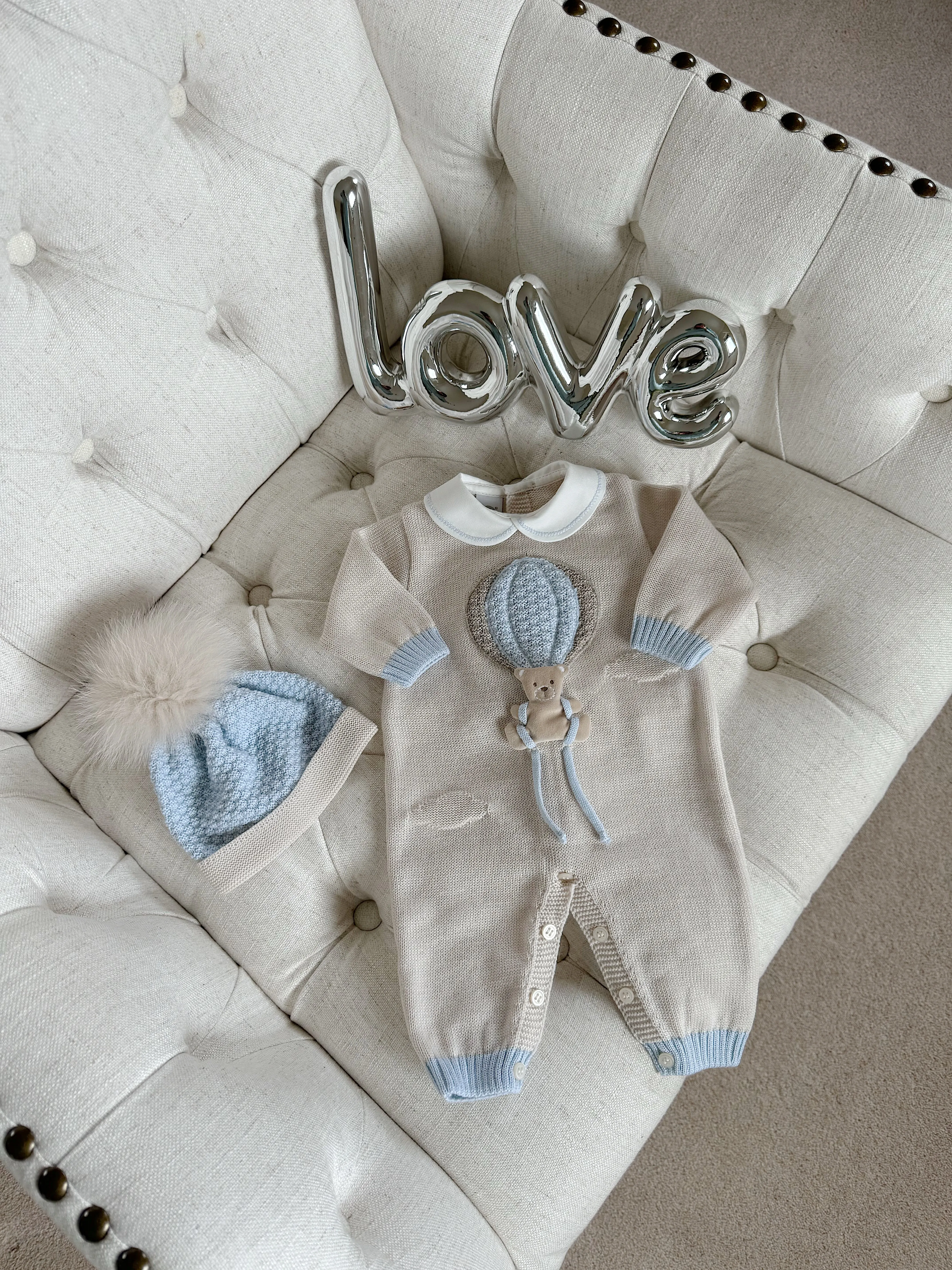 Beautiful knitted Merino Wool Cream/Blue Baby Romper with Bear/Air Ballon details.
