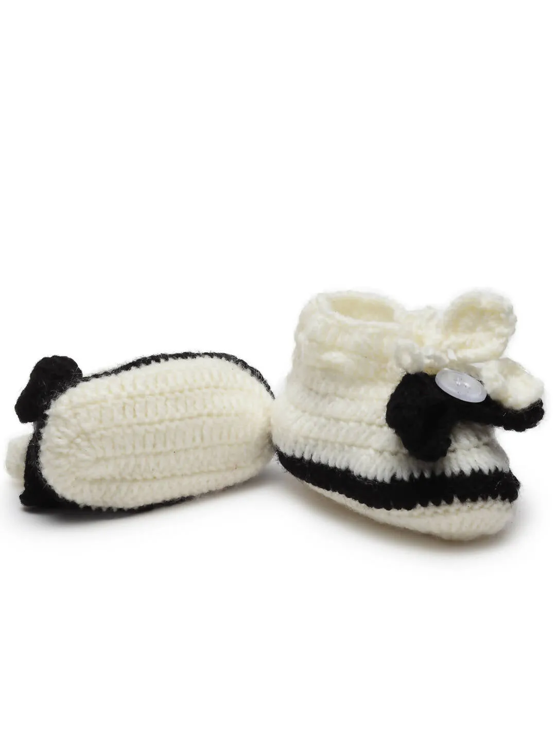 Chutput Kids Woollen Hand Knitted Self Desgin Booties - Cream