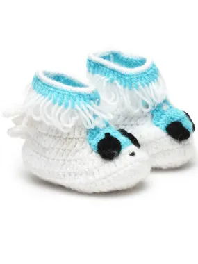 Chutput Kids Woollen Hand Knitted Self Desgin Detailed Booties - White