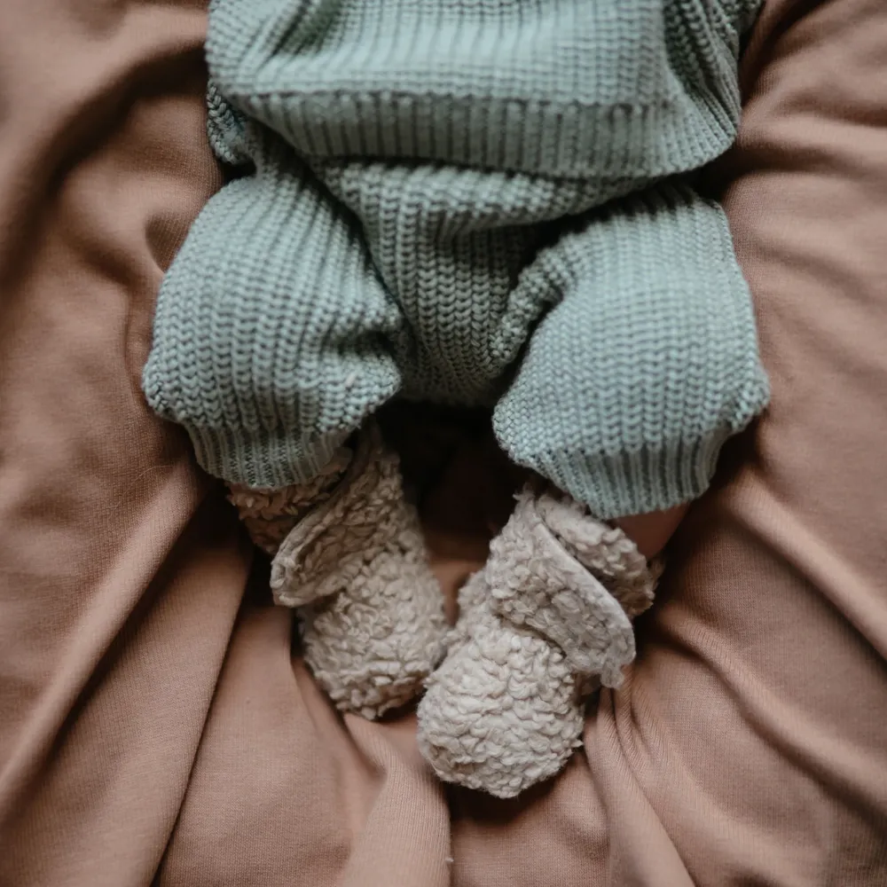 Cozy Baby Booties (6/9M)