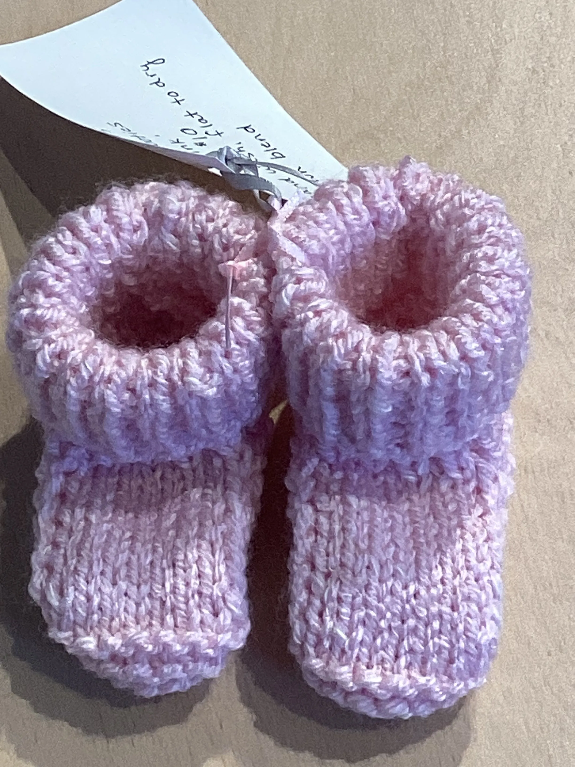 LG1-15 Hand knitted Baby Booties