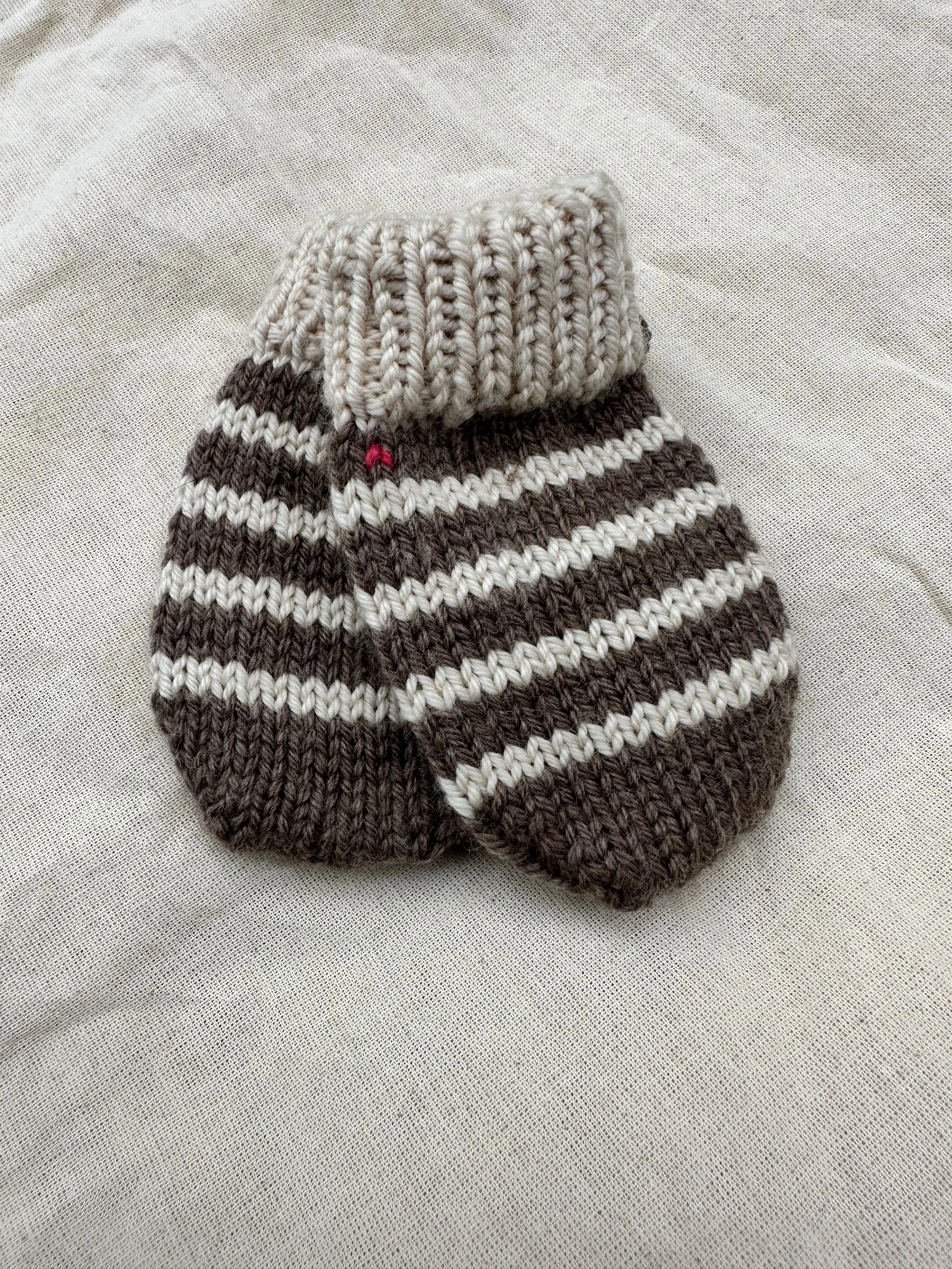 LM Knitted Baby Mittens