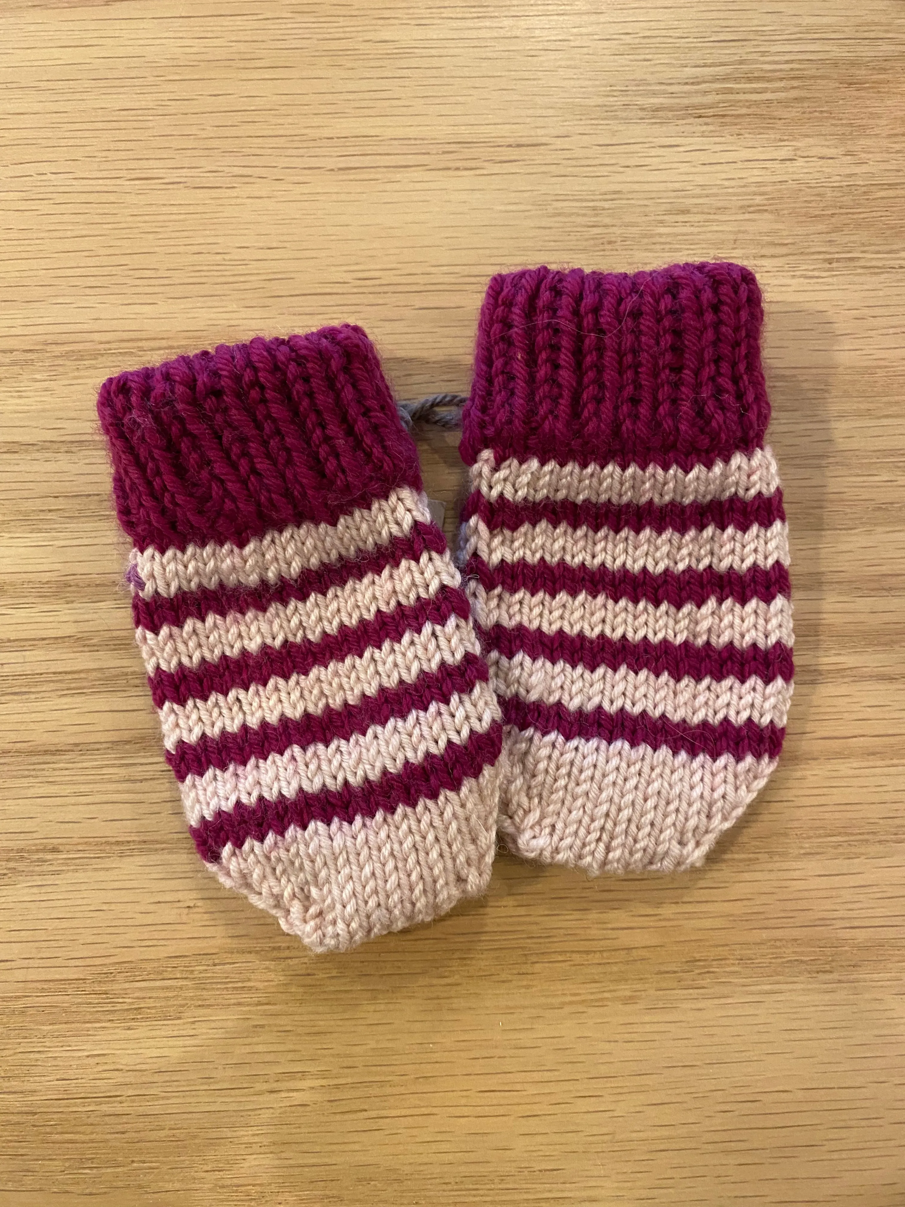 LM Knitted Baby Mittens