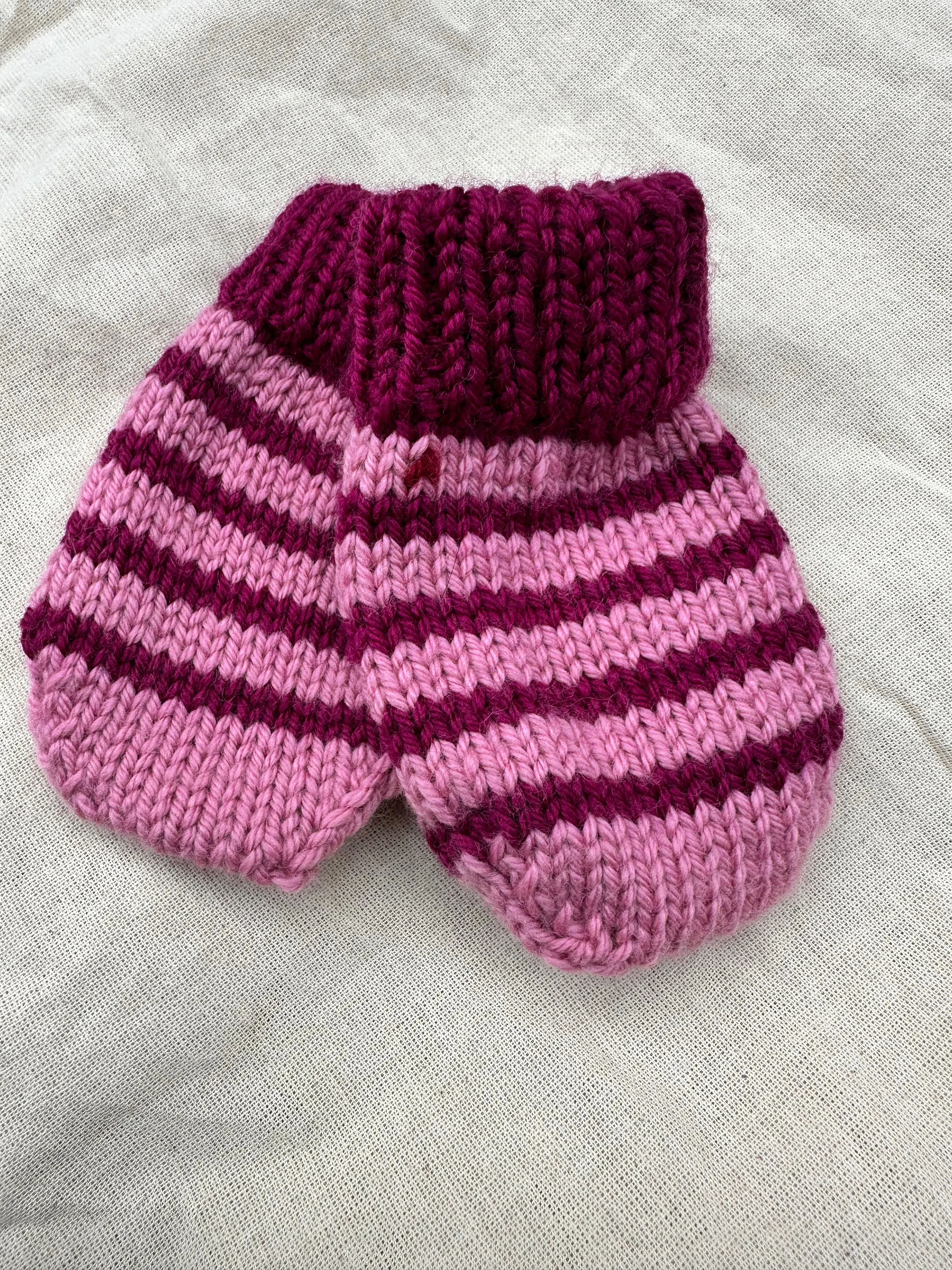 LM Knitted Baby Mittens