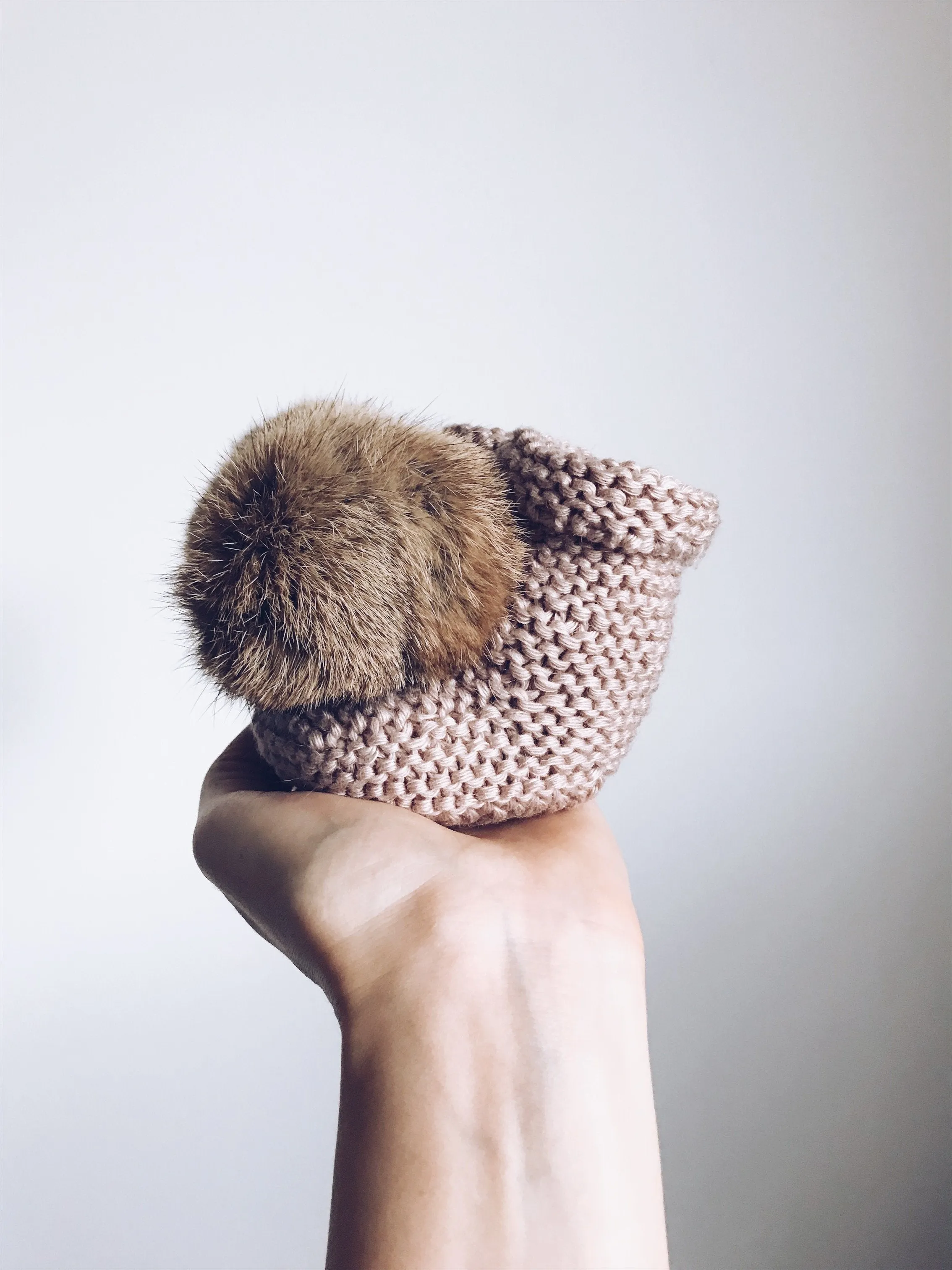 MILOVES Signature Hand Knitted baby booties with rabbit fur pompom