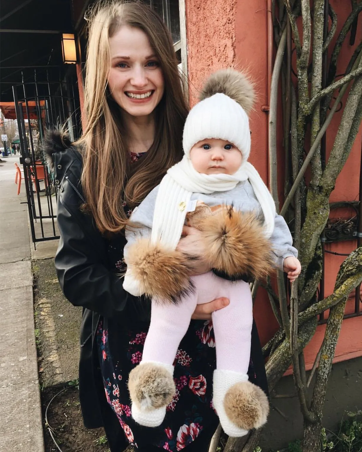MILOVES Signature Hand Knitted baby booties with rabbit fur pompom
