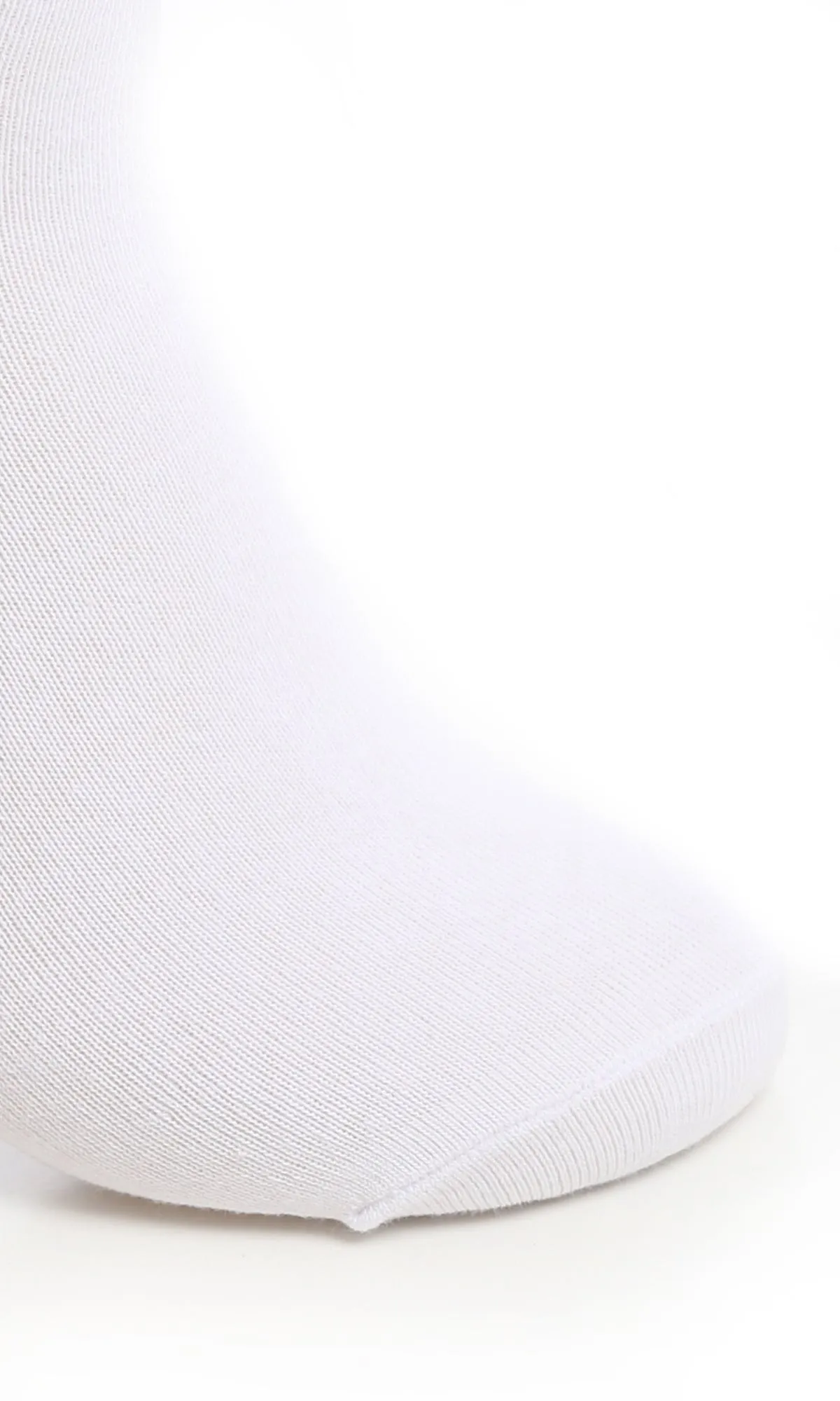 O167413 Comfortable Ankle White Plain Socks