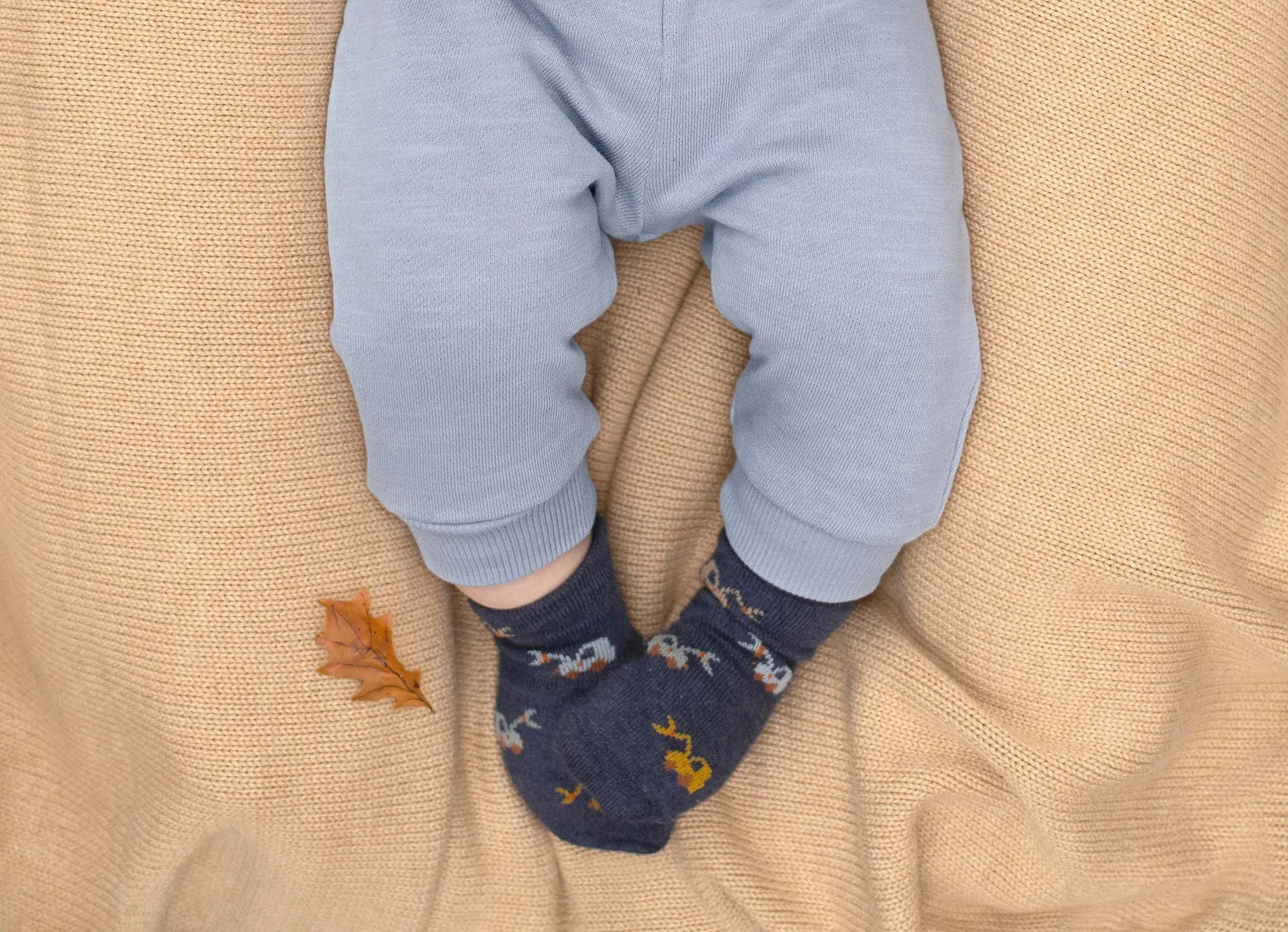 Toshi Organic Baby Socks Jacquard / Earthmover